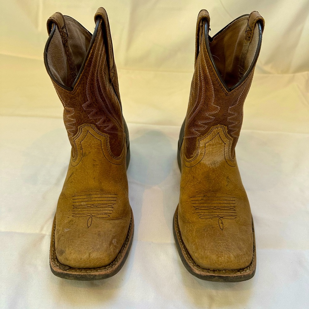 Ariat Kids Cowboy boots - Size 2